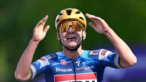 Evenepoel se do závodů vrátil suverénním vítězstvím na Brabanském šípu!